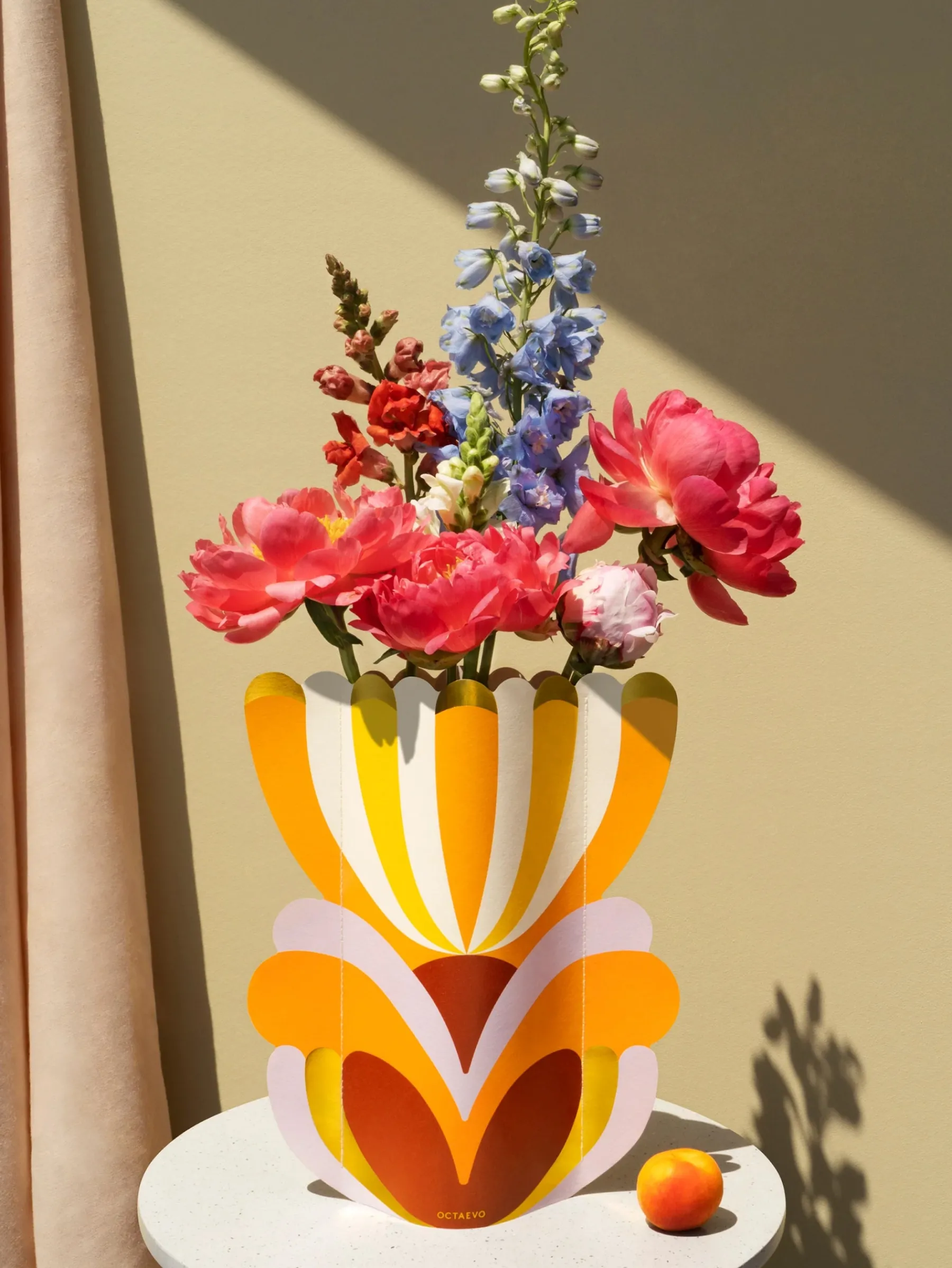 paper_vase_elysia_1.webp Clearance HOFF PAPER VASE ELYSIA